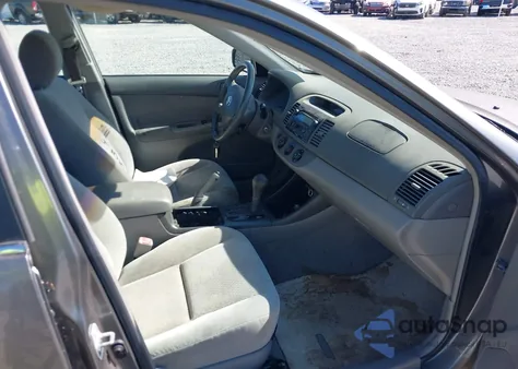 2004 Toyota Camry Le из США, поврежденный, VIN 4T1BE32K34U822764